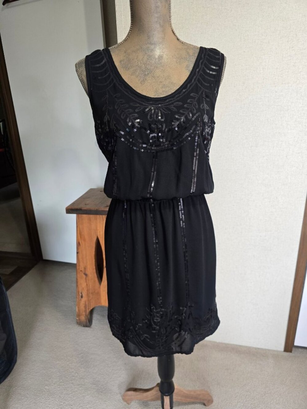 Max Studio Small Sleeveless Black Sequin Embellished Cocktail Dress